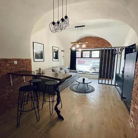 Przy Klodzkiej Lägenhet